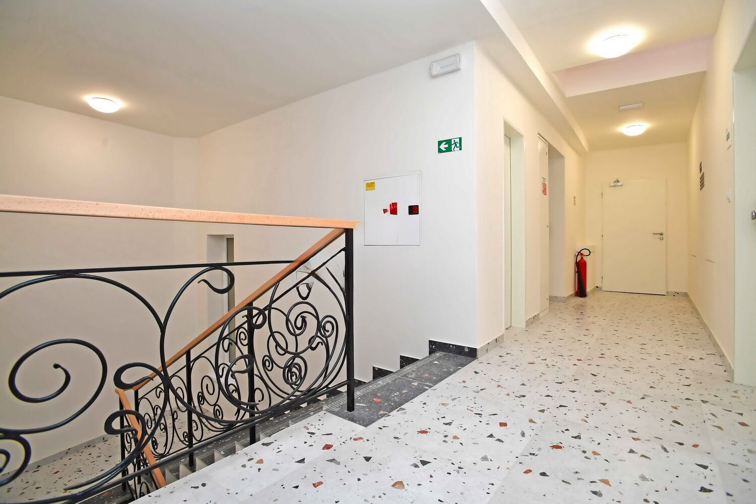 i3listing_image67449d87127267.67656301