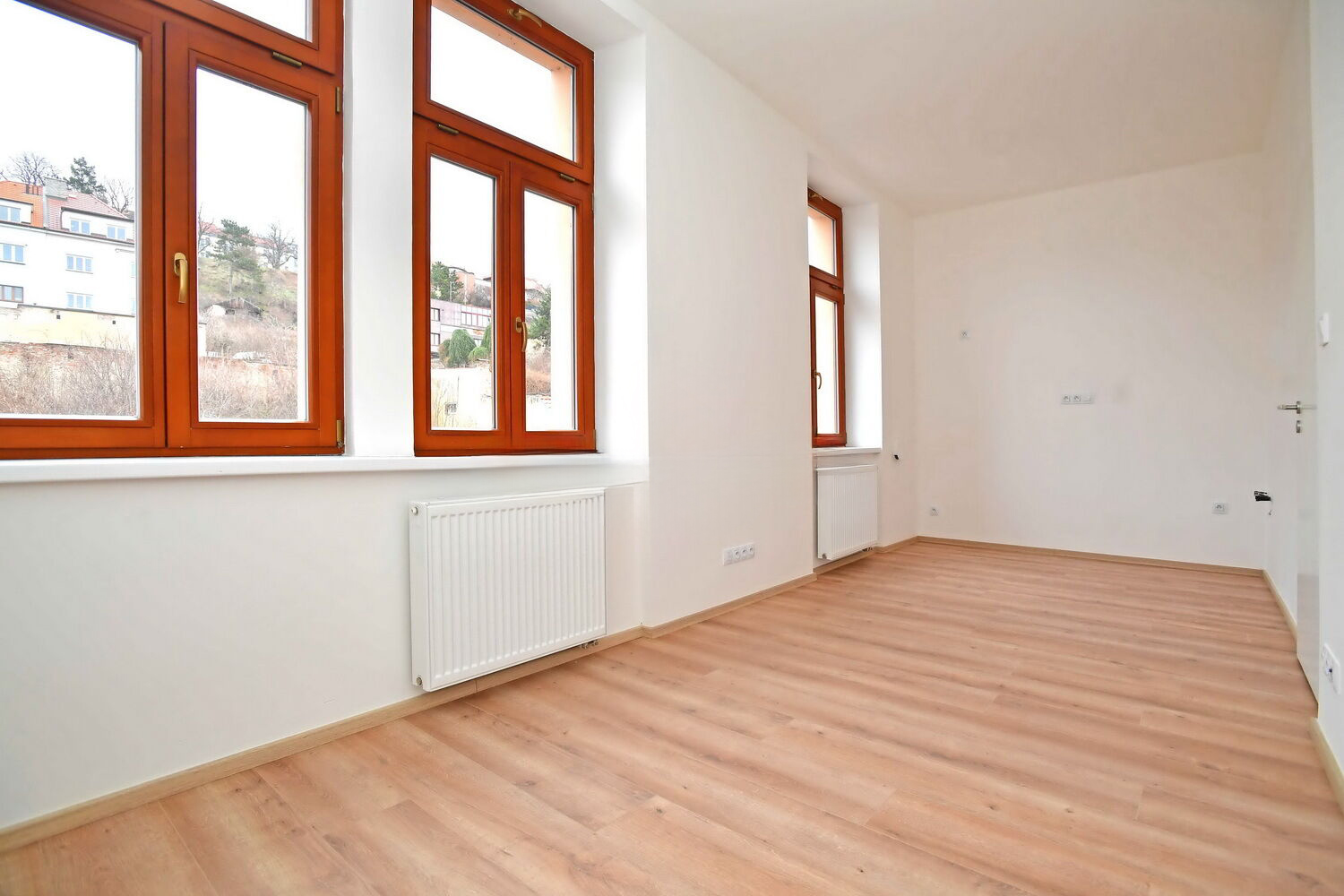 i3listing_image68c2817b43d121.72016765